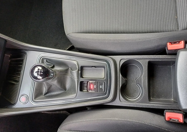 Seat Leon cena 45999 przebieg: 189000, rok produkcji 2019 z Golina małe 191